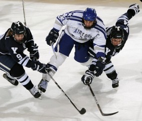 开云体育中国-孤星逐日，当伊萨克的火种照亮巴黎暗夜