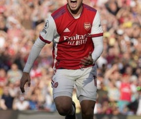 世界杯2026-巴黎血洗阿森纳，弗拉霍维奇送出助攻