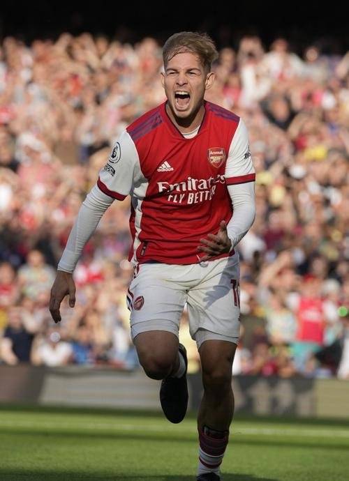 巴黎血洗阿森纳，弗拉霍维奇送出助攻