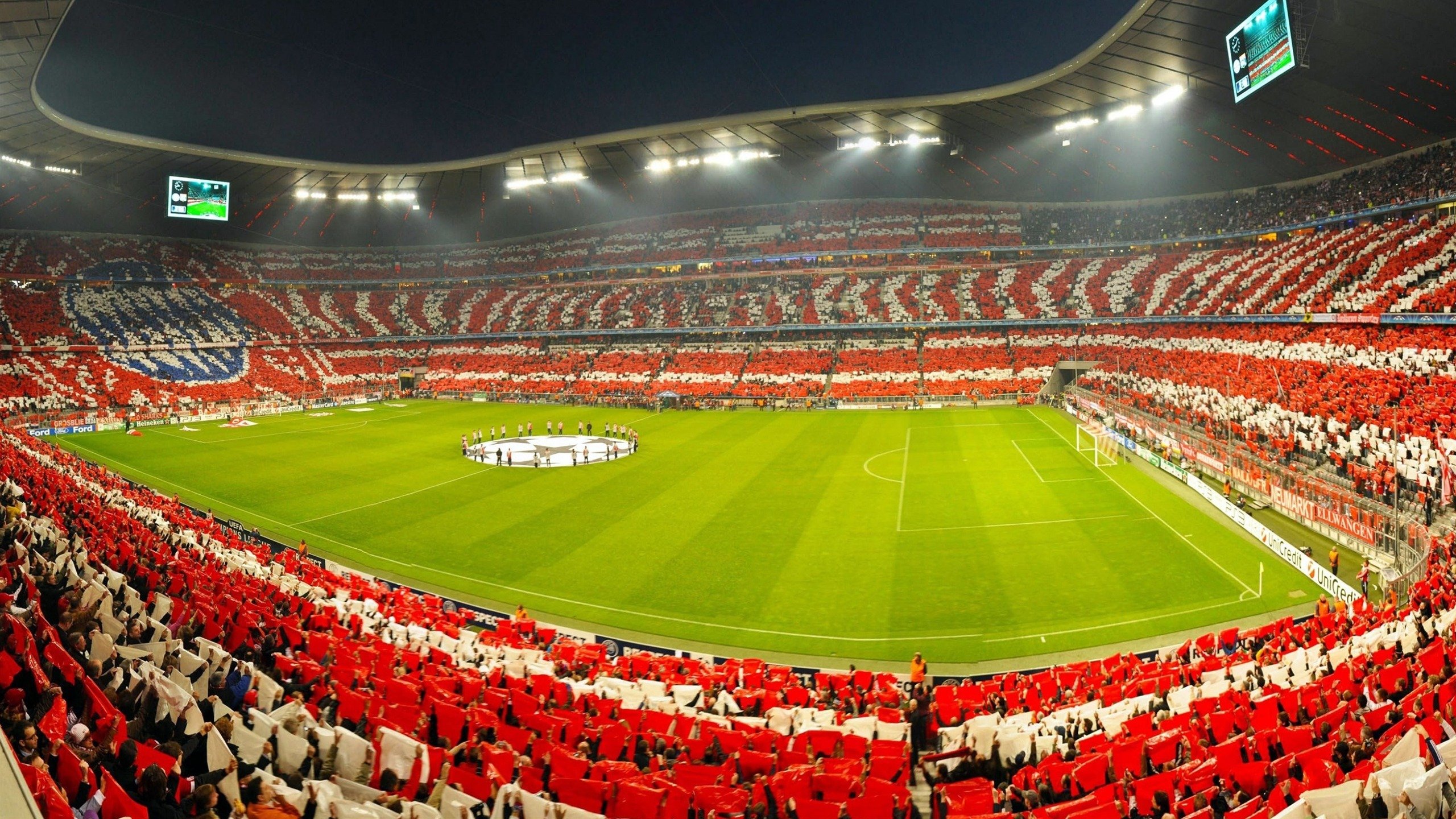 赛道与球场的双重奏，当米切尔在F1街道赛掀翻国王