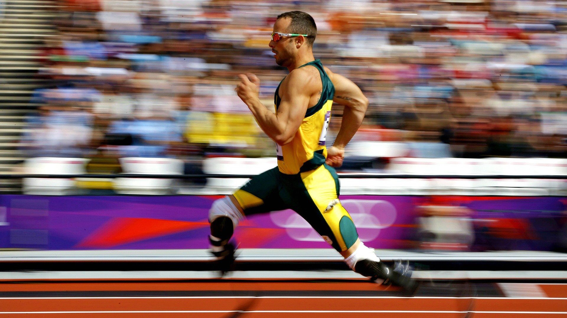 决胜时刻的冷血一击，乔治封神，雄鹿踩着奇才的尸体迈向荣耀